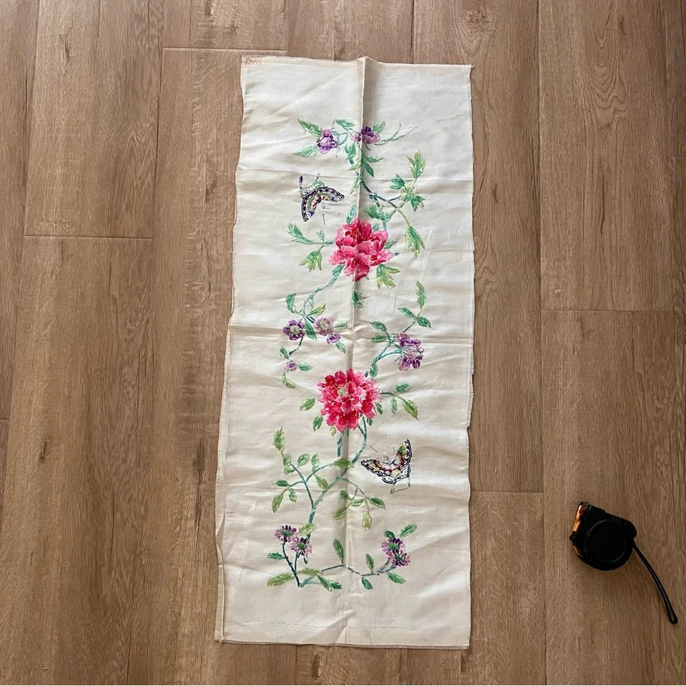 Marked Antique Chinese Silk‎ Hand Embroidery Textile Panel Flowers & Butterfly